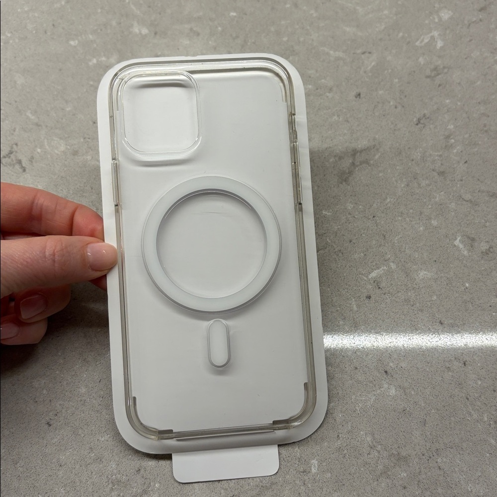 iPhone 12 Pro Charging Case Apple